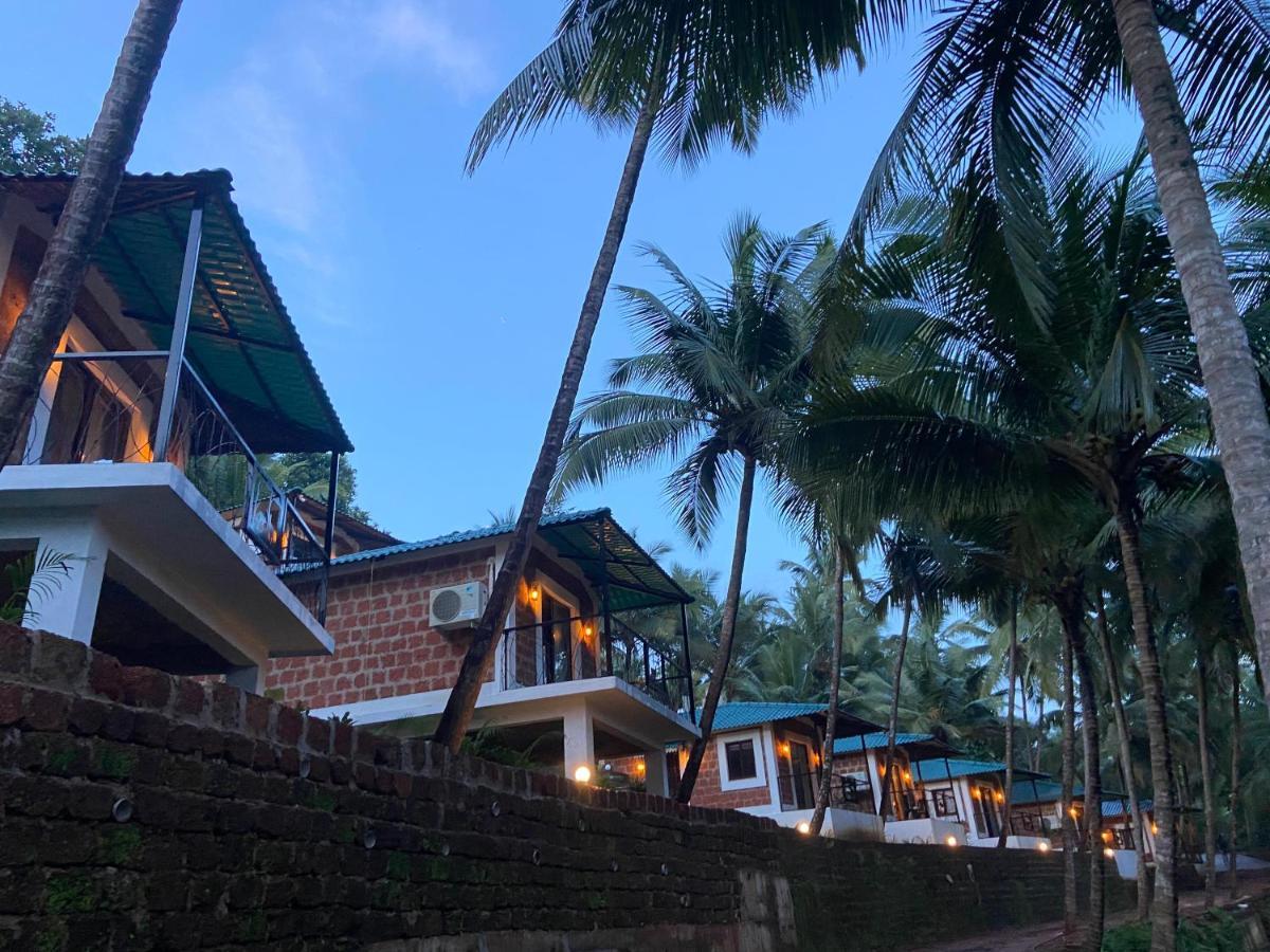 Atmani Waterfront Resort Cola Exteriör bild